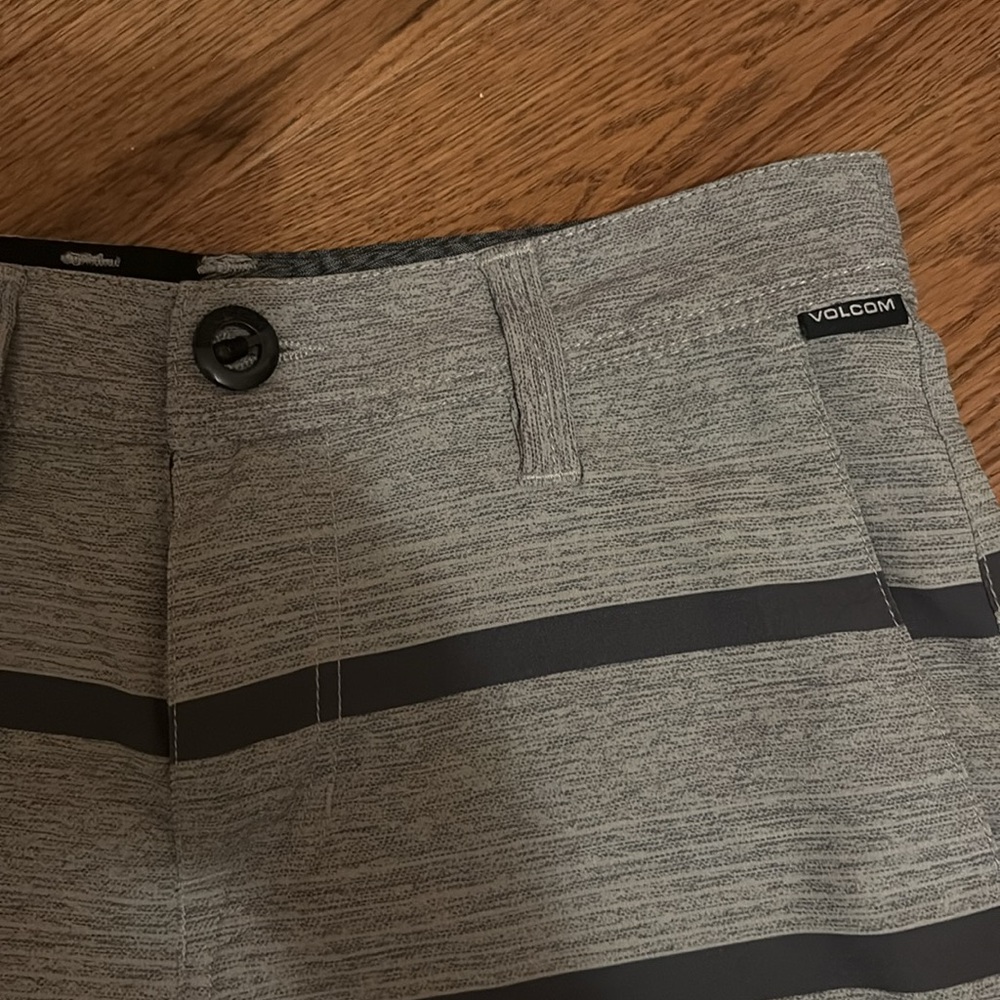 Volcom Swim Shorts - Picture 2 of 4